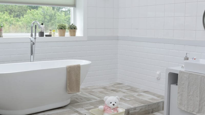 White modern bathroom