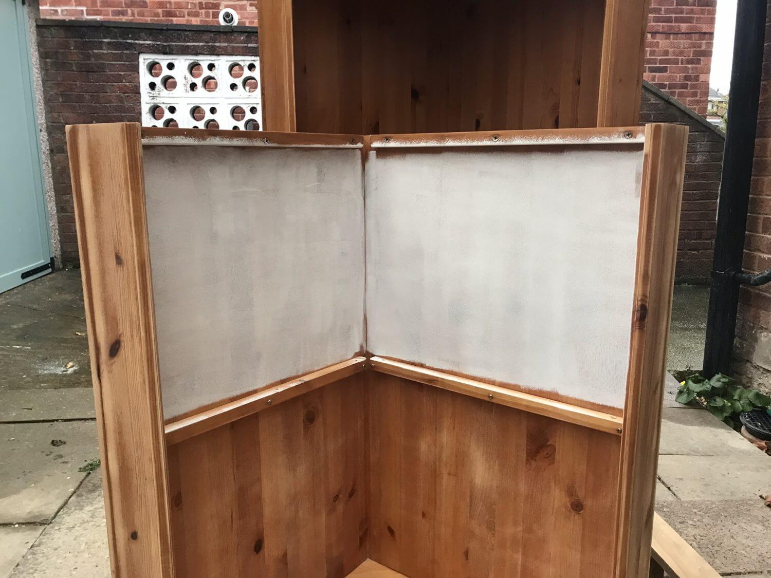 DIY Project: How to upcycle and paint pine furniture | Dream of Home