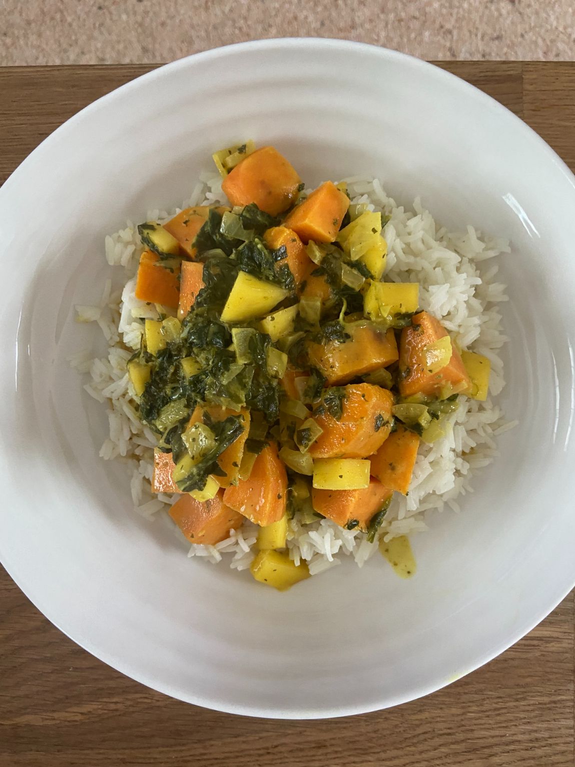 Sweet potato, mango and spinach veggie curry